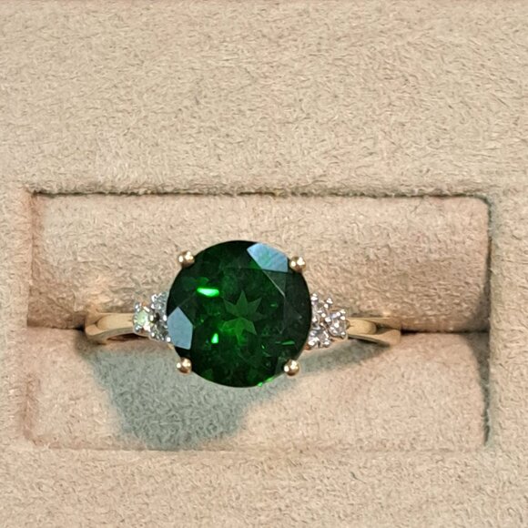 Green Diopside and Diamond Ring. Size 6.25 - Picture 4 of 4